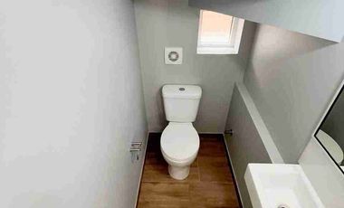 Se arrienda amplia casa en Condominio Hacienda San Sebastian.