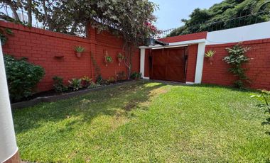 Alquiler de Casa con jardín en Santiago de Surco