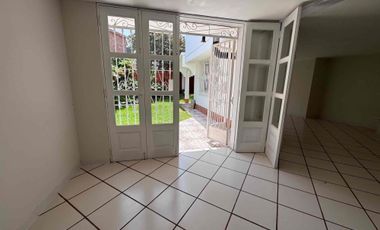 Alquiler de Casa con jardín en Santiago de Surco
