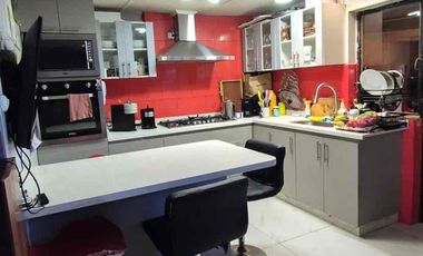 Vendo amplia casa 3d, 4b con piscina en Portal de San Pedro