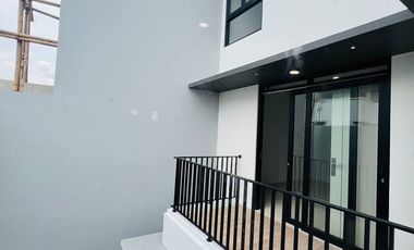 Rumah Baru Dalam Cluster One Gate System Antapani Bandung