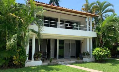 Ixtapa Venta De Villa En El Fraccionamiento Golondrinas 5 Recamaras