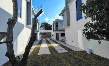 Casa Nueva en Venta en Brisas de Carrizal Zona Contry
