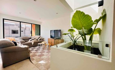 Venta de Residencias en pequeña privada en Metepec