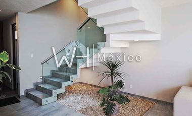 Residencia en venta cerca Parque Bicentenario Metepec