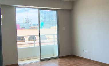 ¡BAJÓ DE PRECIO! DPTO EN SAN MIGUEL S/ 1,800 - A 1 CDRA. LA MARINA 🏢
