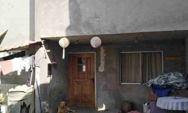 Vendo Casa completamente Sólida, en Av. Los Cóndores. 5dormitorios 3baños 2estacionamientos.