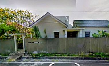 Rumah Cantik Semi Villa Disewakan, di Gatsu Barat, Denpasar Area