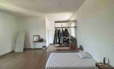 Jual Rumah Rasa Villa Dengan View Perbukitan di Tembalang