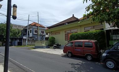 Ruang usaha bisa untuk kantor atau Gudang Disewakan, di Muding