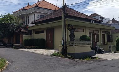 Ruang usaha bisa untuk kantor atau Gudang Disewakan, di Muding