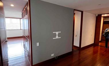 SE ARRIENDA APARTAMENTO EN CHICO RESERVADO CON BALCON Y TERRAZA