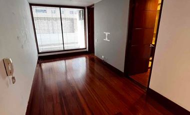 SE ARRIENDA APARTAMENTO EN CHICO RESERVADO CON BALCON Y TERRAZA