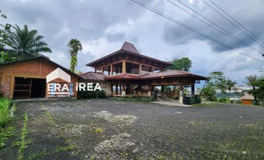 DISEWAKAN RESTO DAN VILLA DI KARANGPANDAN KARANGANYAR