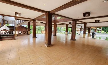 DISEWAKAN RESTO DAN VILLA DI KARANGPANDAN KARANGANYAR