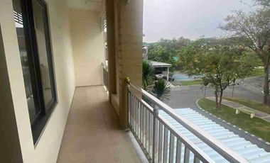 rumah 2 lantai puri Surya jaya cluster Sidney Gedangan Sidoarjo