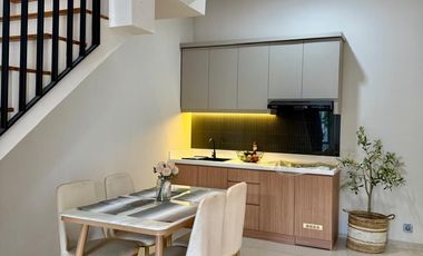 TURUN HARGA!! RUMAH BARU 2 LANTAI FASAD MODERN CONTEMPORER LOKASI SANGAT STRATEGIS DI NUSA LOKA BSD CITY (HRB193)