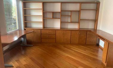 SE VENDE CASA PAR REMODELAR EN EL PASEO DE LOS BUGANVILES EN CHIA