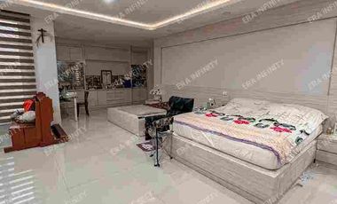 Disewa Rumah Jl. Karmel III Ada S. Pool Kebon Jeruk