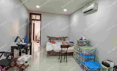 Disewa Rumah Jl. Karmel III Ada S. Pool Kebon Jeruk