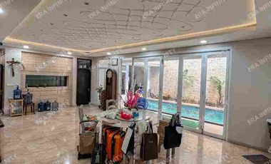 Disewa Rumah Jl. Karmel III Ada S. Pool Kebon Jeruk