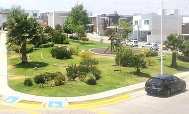 Casa EN RENTA en La Querencia, León, Guanajuato