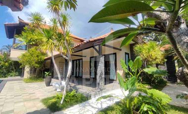 LUXURY VILLA FOR SALE - TAMAN MUMBUL, NUSA DUA - BALI