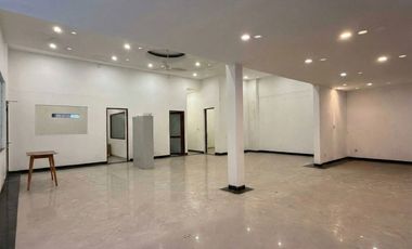 Ruko Bagus Lokasi Strategis Disewakan, di Gatsu Timur, Denpasar Area