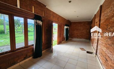 DISEWAKAN RESTO DAN VILLA DI DAERAH KARANGPANDAN DEKAT AL AZHAR BOARDING SCHOOL