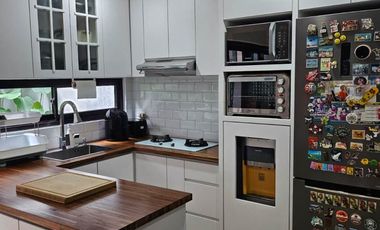 Dijual Rumah di Komplek Boemi Sambara Cimahi, 2 Lantai Aman Siap Huni