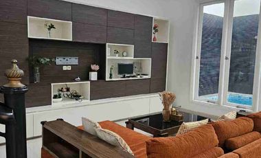 House For Rent Surabaya Indonesia Swimming Pool Sewa Rumah Pakuwon Indah Full Furnished Kolam Renang