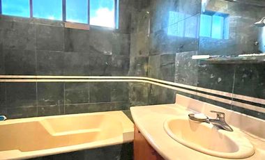 VENDO DEPARTAMENTO CERCA DE LA UEES 3 DORMITORIOS CON BAÑO, IDEAL PARA ESTUDIANTES