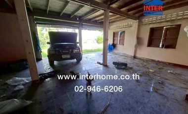 Two-story detached house, 247 sq.w., near Big C Sukhothai, Singha Wat Road, Highway 5017, Kongkrailas, Sukhothai.