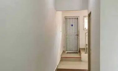 Ruko Bagus 2 Lantai Hadap Selatan Dijual, di Denpasar Selatan Area