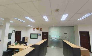 Disewakan ruangan kantor lantai 3 & 4 alternatif cibubur transyogi depok