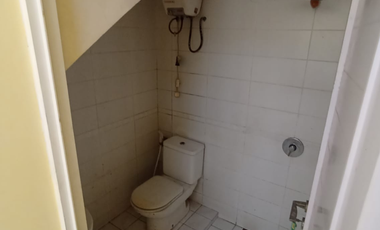 jarang Ada! Disewakan Cepat Rumah Golf Lake Uk 8X20