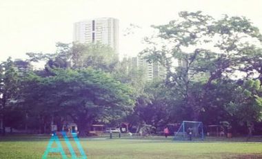 San Lorenzo Village Makati Duplexes for Sale