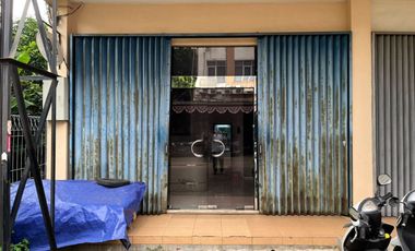 Ruko 4 Lantai Bintaro Persada Jakarta Selatan ada ruang rapat