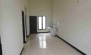 Di Sewakan Rumah bagus  1 lantai 2 kamar tidur di Green Ara Kota Harapan Indah