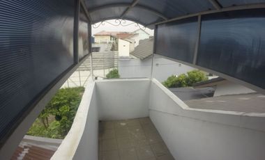 DISEWAKAN RUMAH FULL FURNISH DI KOMPLEK MY HOME