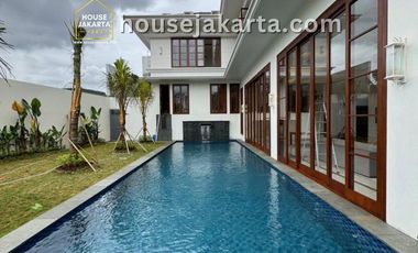 Prestigious Tropical Modern Mansion for Sale in Kemang Dalam