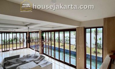 Prestigious Tropical Modern Mansion for Sale in Kemang Dalam