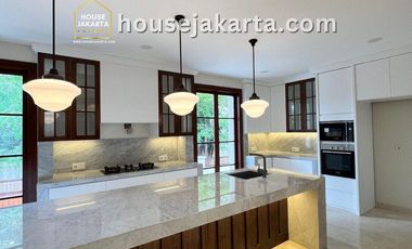 Prestigious Tropical Modern Mansion for Sale in Kemang Dalam