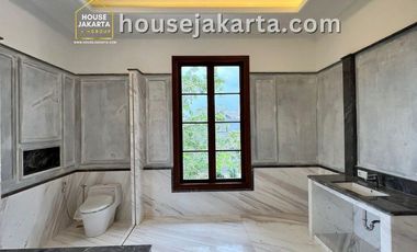 Prestigious Tropical Modern Mansion for Sale in Kemang Dalam