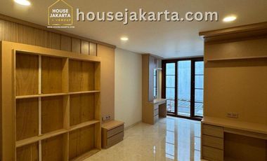 Prestigious Tropical Modern Mansion for Sale in Kemang Dalam