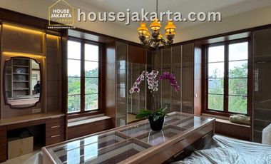 Prestigious Tropical Modern Mansion for Sale in Kemang Dalam