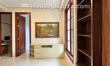 Prestigious Tropical Modern Mansion for Sale in Kemang Dalam