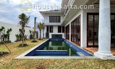 Prestigious Tropical Modern Mansion for Sale in Kemang Dalam
