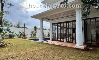 Prestigious Tropical Modern Mansion for Sale in Kemang Dalam