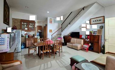 Jual Rumah Siap Huni 6x18m2 di Molek Bagus Rapi Tidak Banjir